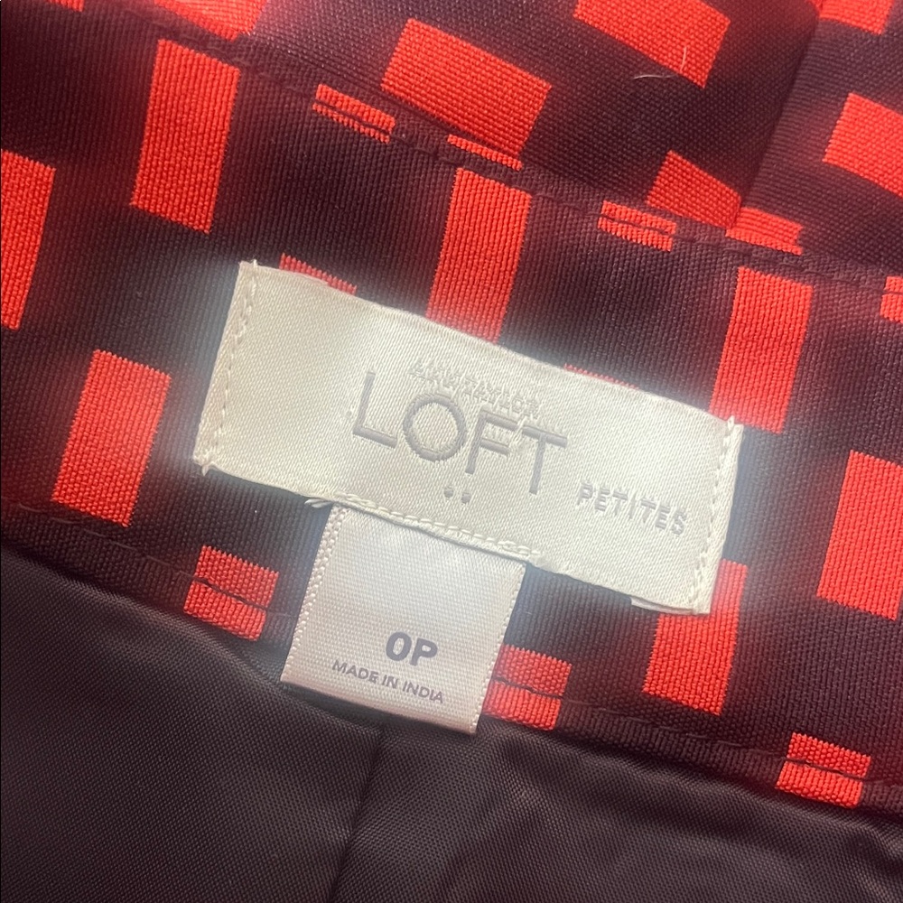 LOFT Red and Navy Geometric Mini Skirt Sz 0P - Picture 2 of 5